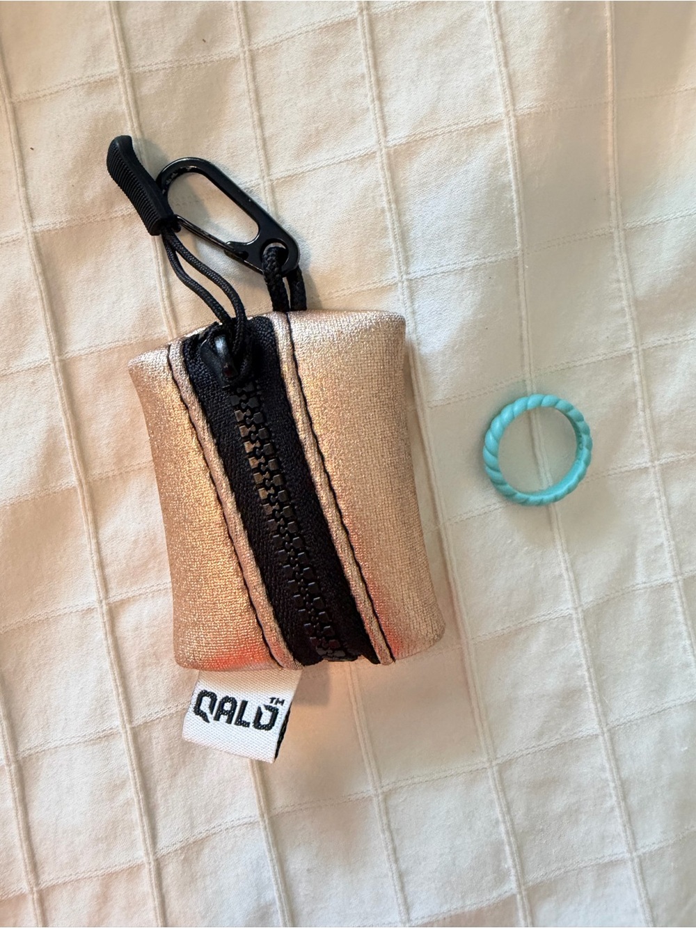 Qalo silicone ring size 6